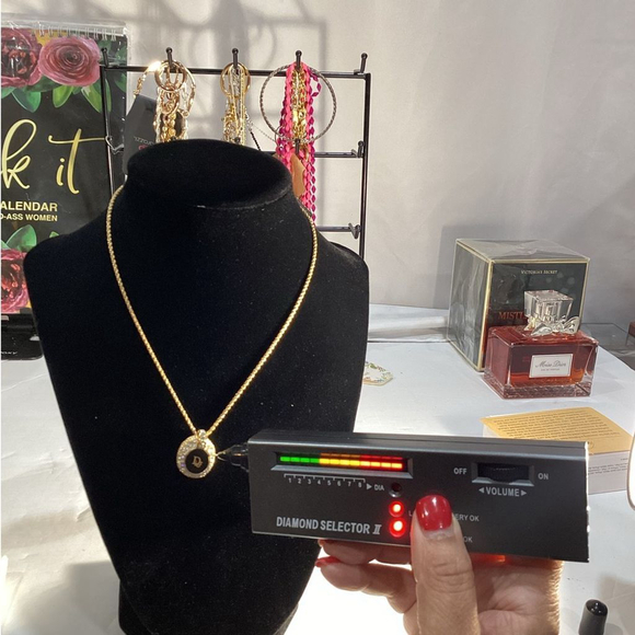 Christian Dior Vintage Enamel& Crystals Gold Plated 18in Necklace With COA - Picture 7 of 9